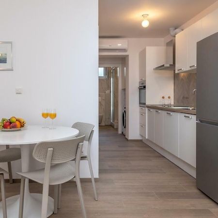 Apartments Flora Trogir Ngoại thất bức ảnh