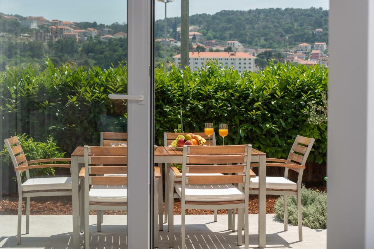 Apartments Flora Trogir Ngoại thất bức ảnh