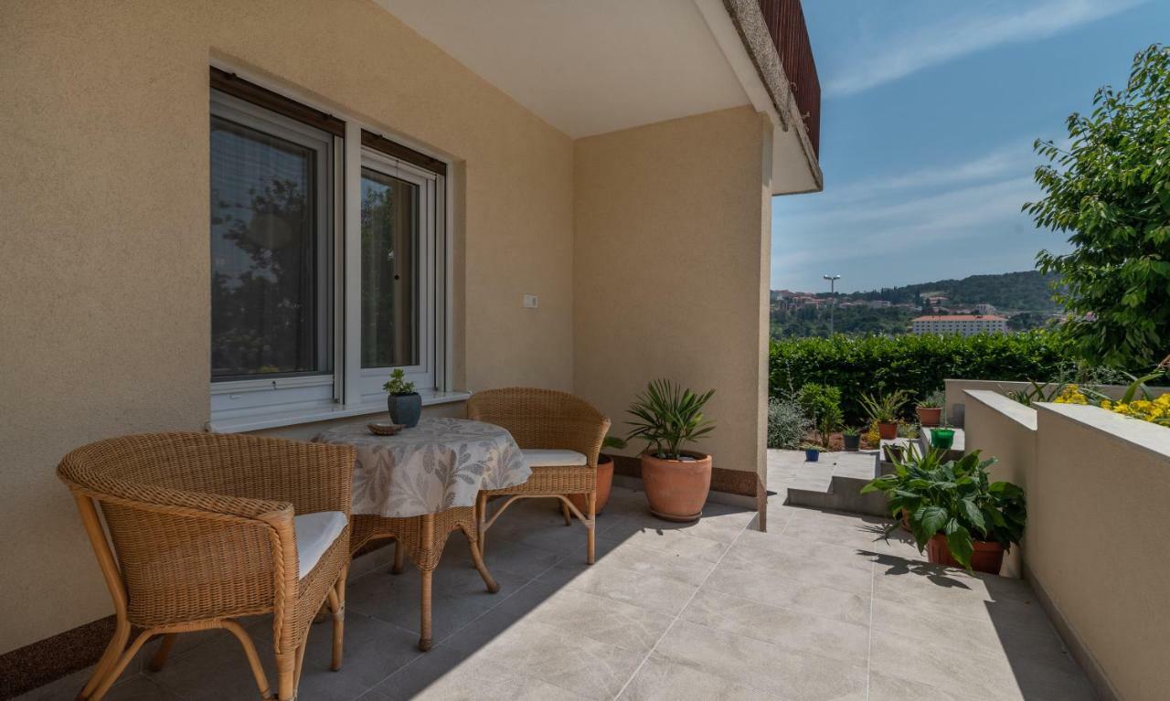 Apartments Flora Trogir Ngoại thất bức ảnh