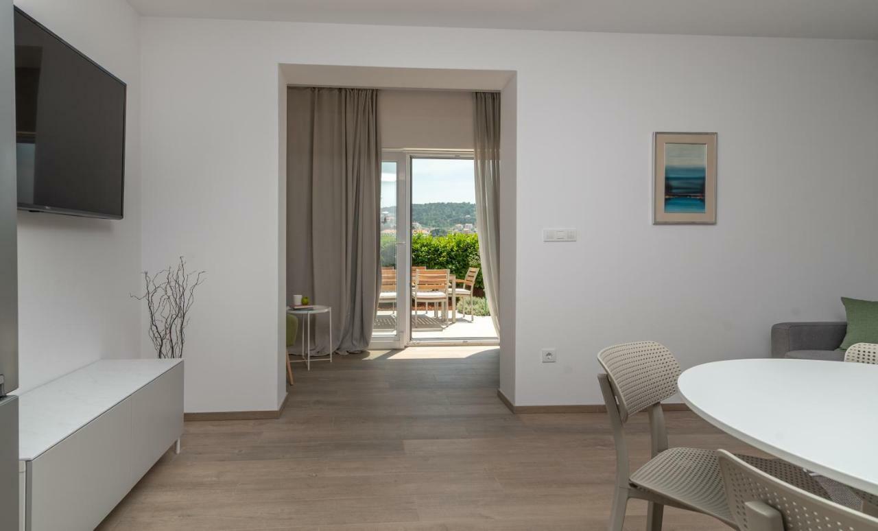 Apartments Flora Trogir Ngoại thất bức ảnh