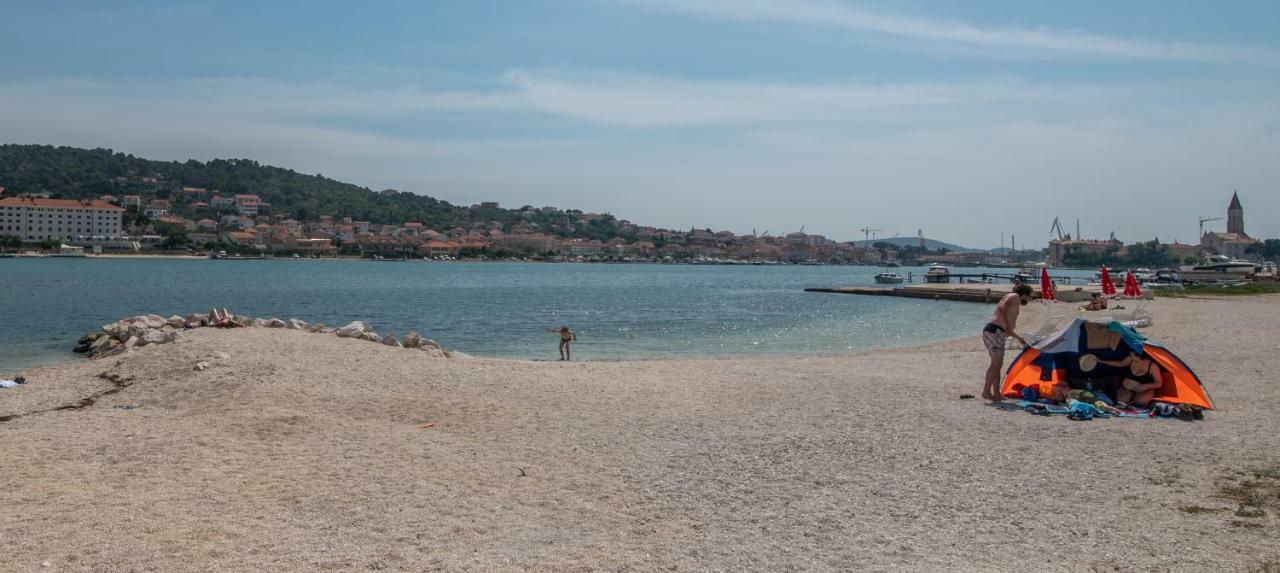 Apartments Flora Trogir Ngoại thất bức ảnh