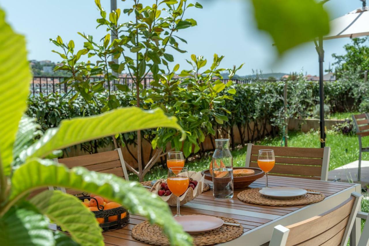 Apartments Flora Trogir Ngoại thất bức ảnh
